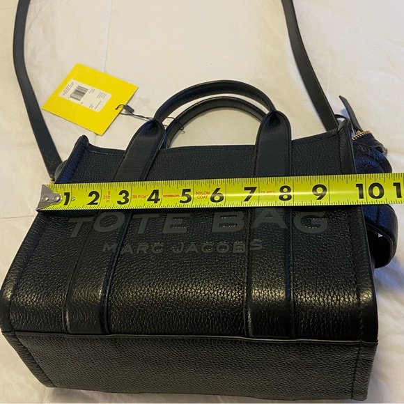Marc Jacobs Small Black Leather Tote Bag - Picture 8 of 12